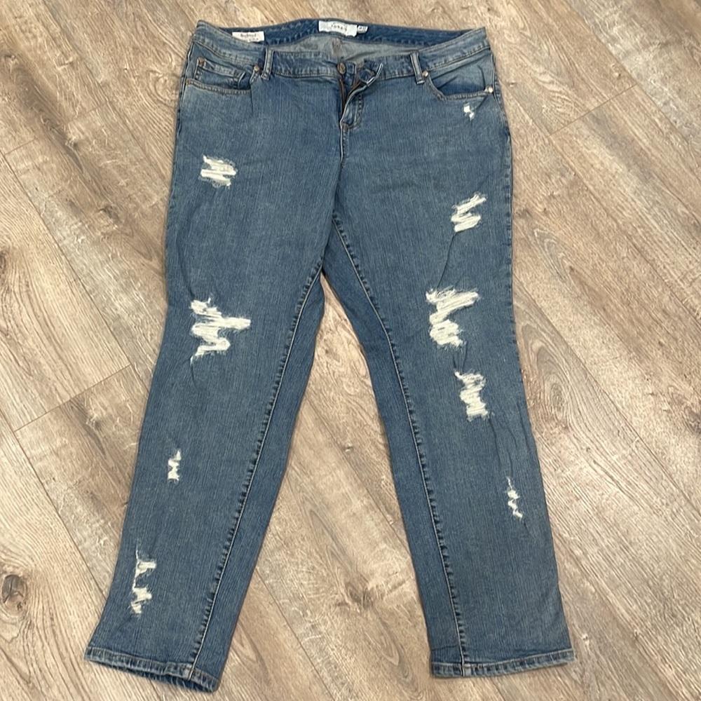 Torrid boyfriend jeans 18